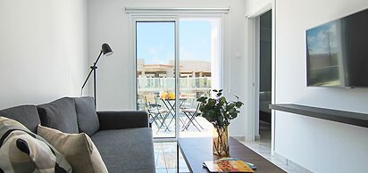 Phaedrus Living- Seaside Lighthouse 74