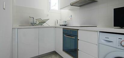 Phaedrus Living- Seaside Lighthouse 74