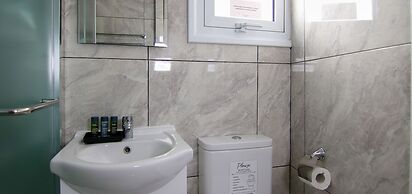 Phaedrus Living- Seaside Lighthouse 74