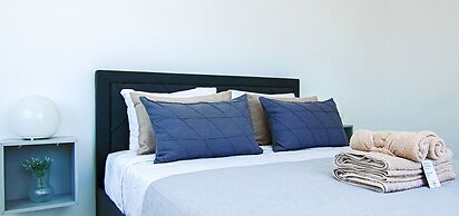 Phaedrus Living- Seaside Lighthouse 74