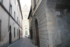 The Window on the Cathedral - Superior