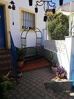 Casa Maruja en Cutar con Jacuzzi y Wifi Fibra