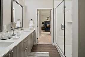 MONDRIAN Luxury Suites & Villas