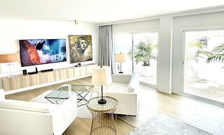 MONDRIAN Luxury Suites & Villas