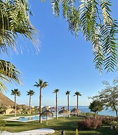 MONDRIAN Luxury Suites & Villas