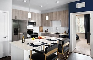 MONDRIAN Luxury Suites & Villas