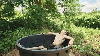 Yoichi Vineyard Glamping