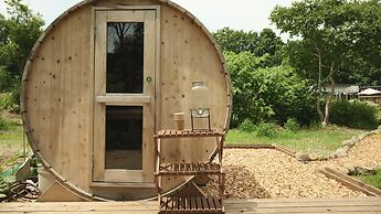 Yoichi Vineyard Glamping