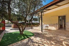 2219 Villa Cesarina