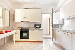 2147 Villa Giulia & Sara