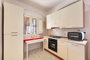 2147 Villa Giulia & Sara