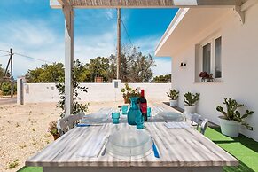 2031 Villa Stella Cesarea