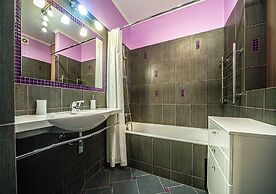 Apartment near Center Almazova 4