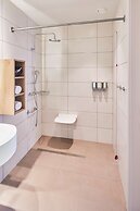 Hampton by Hilton Barcelona Fira Gran Via