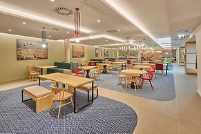 Hampton by Hilton Barcelona Fira Gran Via