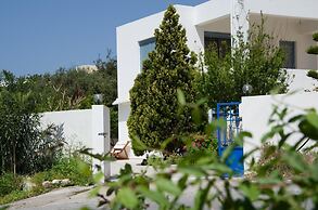 Family Holidays House Koutsouras by GHH