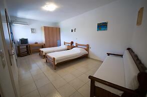 Family Holidays House Koutsouras by GHH