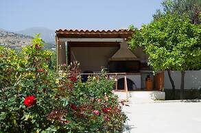 Family Holidays House Koutsouras by GHH