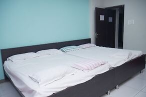 Kubera Service Apartments