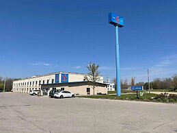 Studio 6 Peoria, IL