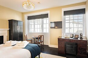 Lyme 1 Hotel