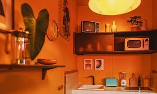 MOOD HAUS by DW - 70's Retro Stays
