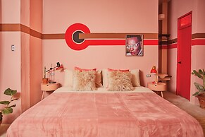 MOOD HAUS by DW - 70's Retro Stays