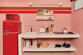 MOOD HAUS by DW - 70's Retro Stays