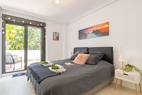 Sunset Golf Apartments