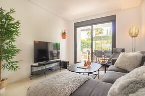 Sunset Golf Apartments