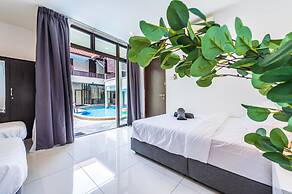 1km to KLCC 6R5B Private Pool Bungalow