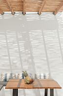 Oyster Luxury Suites