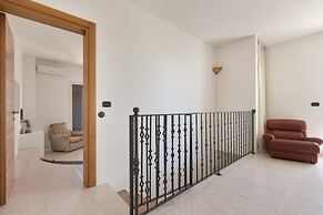 2042 Villa Rossella Blu