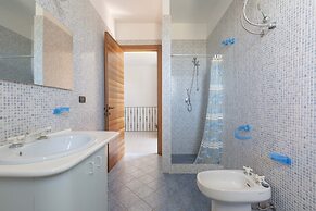 2042 Villa Rossella Blu