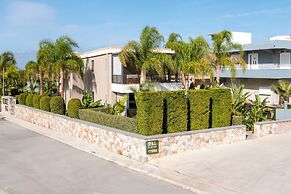 Palmeral Luxury Suites