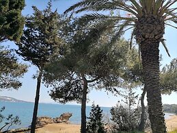 Alekos Beach Houses-Romance