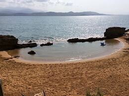 Alekos Beach Houses-Romance