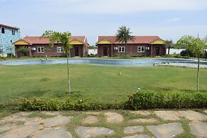 Navagiraga Resorts & Hotel