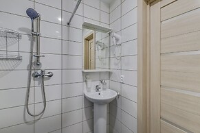 Travelto Petrogradskaya