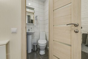 Travelto Petrogradskaya