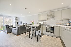 Captivating 2-bed Villa in Millendreath Near Looe