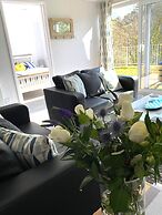 Captivating 2-bed Villa in Millendreath Near Looe