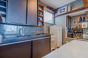 RV04 - Quarto e Sala Vista Mar