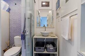 RV04 - Quarto e Sala Vista Mar