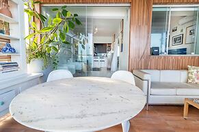 RV04 - Quarto e Sala Vista Mar