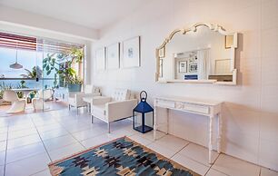 RV04 - Quarto e Sala Vista Mar