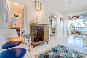 RV04 - Quarto e Sala Vista Mar