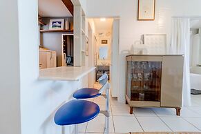 RV04 - Quarto e Sala Vista Mar