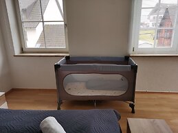 Apartment Close to Lake Ferienwohnung Seenah