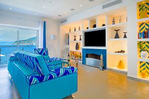 Beachfront Villa Sorrento & private sea access